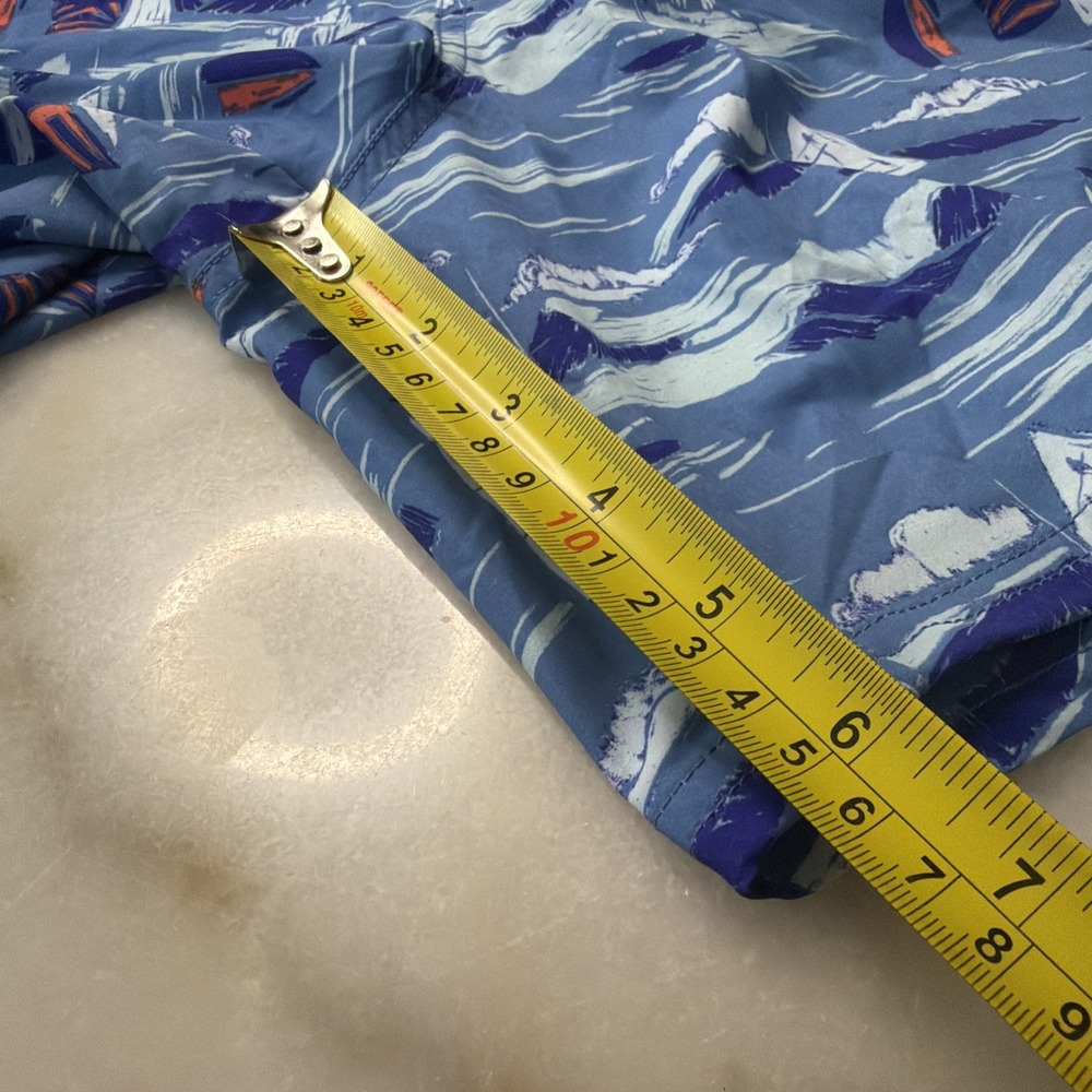 New Vineyard Vines Xl Sailboat Lighthouse Swim Trunks Costal Vacation Beach Mens - Picture 2 of 9